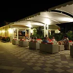 Aparthotel Matoula 3*