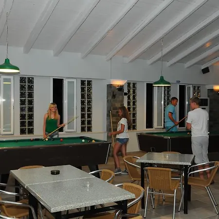 شقة فندقية Matoula 3*