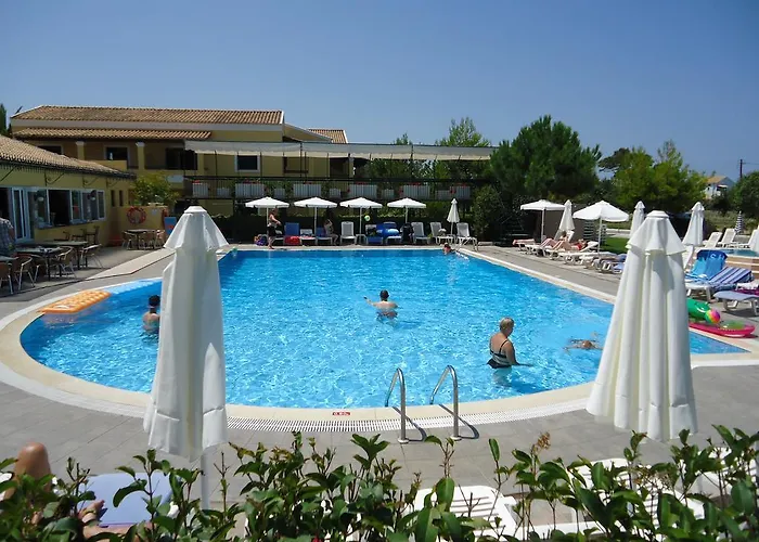 Matoula 3* Αχαράβη
