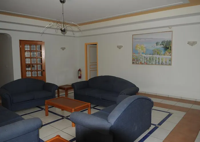 Matoula 3* Αχαράβη