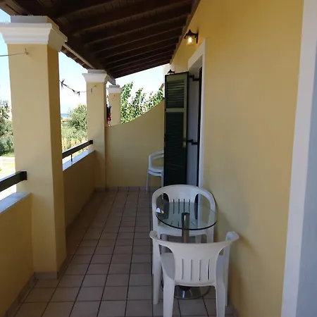 Matoula Lägenhetshotell Acharavi (Corfu)