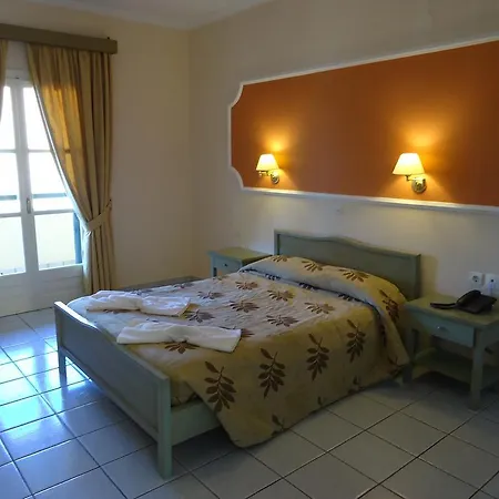 Apart-hotel Matoula 3*