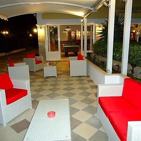 Matoula Aparthotel Acharavi (Corfu)