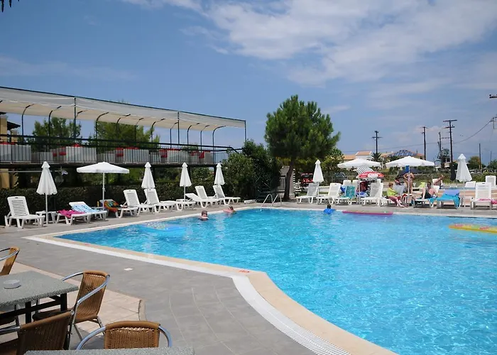 Matoula Hotel apartamentowy Acharavi (Corfu)