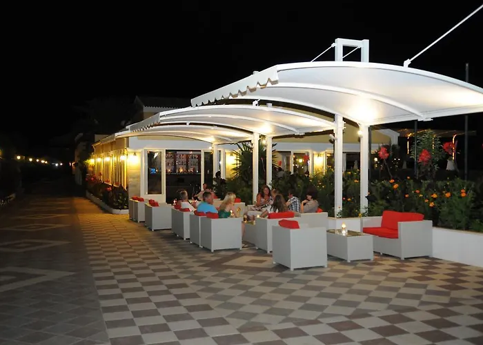 Hotel apartamentowy Matoula Acharavi (Corfu)